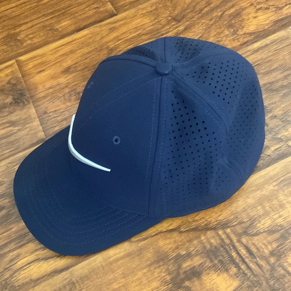 Nike Navy Blue Swoosh Performance Baseball Cap